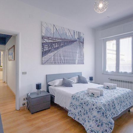 "L'Attico Bianco" City View 10 M A Piedi Dal Mare Savona Buitenkant foto